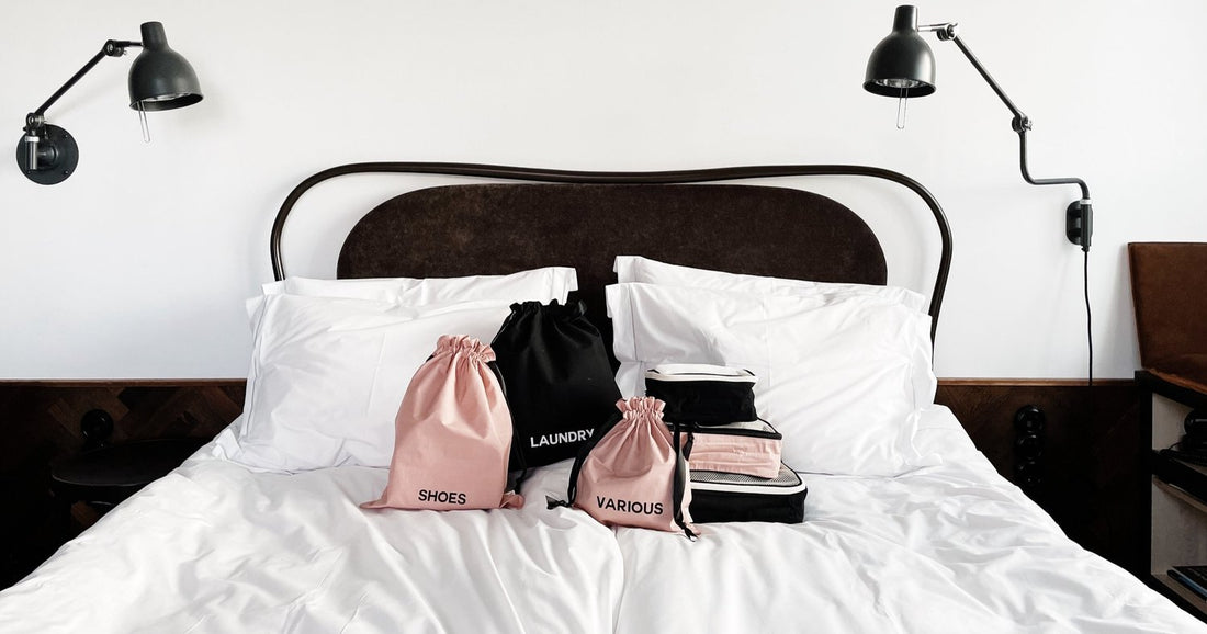 BA Traveler black and pink travel set